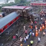 Train Accident: हादसे के बाद बदले ट्रेनों के रूट, फंसे यात्रियों के लिए विशेष ट्रेन संचालित