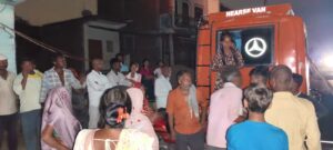 तेज रफ्तार स्कॉर्पियो की टक्कर से घायल बच्चे की मौत, गुस्साए परिजनों ने लगाया जाम