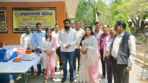 बुद्ध पूर्णिमा पर शरबत वितरण, चेयरमैन प्रतिनिधि ने किया शुभारंभ