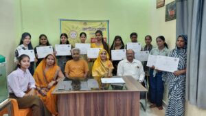 जबरौली में 20 महिलाओं को ब्यूटीकेयर असिस्टेंट के प्रमाण पत्र, आत्मनिर्भरता की ओर कदम