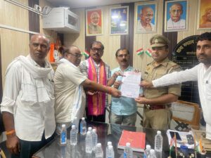 पत्रकार के बेटे की आत्महत्या मामला: 18 दिन बाद भी गिरफ्तारी नहीं, पत्रकारों में रोष