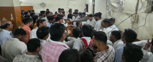 सर्वर खराब होने से उपनिबंधक कार्यालय में अव्यवस्था, घंटों परेशान रहे लोग