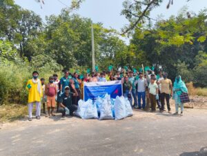 मस्तीपुर में चला स्वच्छता एवं सौन्दर्यीकरण अभियान, ग्रामीणों को किया गया जागरूक