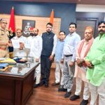 मोहनलालगंज कोतवाल और चौकी प्रभारी पर सपा नेताओं का आरोप, पुलिस आयुक्त से की कार्रवाई की मांग