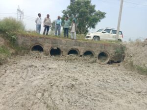 नदौली इंटरनेशनल और कांटा ड्रेन की सफाई शुरू, किसानों को मिलेगी जलभराव राहत
