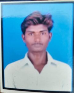 आम के बाग में फंदे से लटका मिला युवक का शव, फैली सनसनी, पुलिस जांच में जुटी