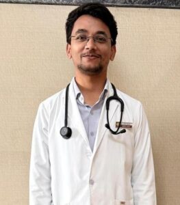 डॉक्टर बनकर समाज सेवा का लिया संकल्प, नंद किशोर द्विवेदी ने बढ़ाया क्षेत्र का मान