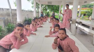 राष्ट्रीय कृमि मुक्ति दिवस पर 473 बच्चों को खिलाई गई एल्बेंडाजोल की दवा चला अभियान