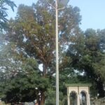 मोहनलालगंज: शहीद अमरेंद्र बहादुर सिंह स्मारक पर लगी सोलर स्ट्रीट लाइट