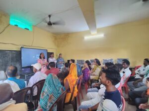 मोहनलालगंज: उतरावा गांव में सर्प-बिच्छू से बचाव को लेकर जागरूकता कार्यक्रम