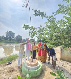 मस्तीपुर में धूमधाम से मनाया गया स्वतंत्रता दिवस, वरिष्ठ सामजसेवी नागेश्वर द्विवेदी ने किया ध्वजारोहण