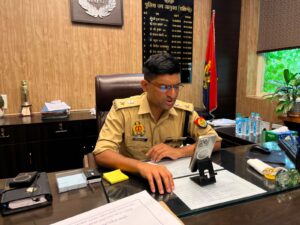 अपराध नियंत्रण को लेकर डीसीपी दक्षिणी की सख्ती, अधिकारियों को दिए त्वरित कार्रवाई के निर्देश