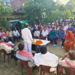 गोसाईंगंज: गांव में पीडीए चौपाल का आयोजन, सपा नेताओं ने संविधान रक्षा का उठाया मुद्दा