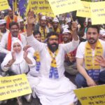 UPI MDR के विरोध में स्वास्थ्य भवन चौराहे पर प्रदर्शन, शुल्क वापस लेने की मांग